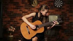 LONDON COLLEGE OF MUSIC (LCM) CLASSICAL GUITAR